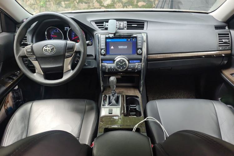 Used Toyota Reiz 2013 2.5S Elite Edition Center Console