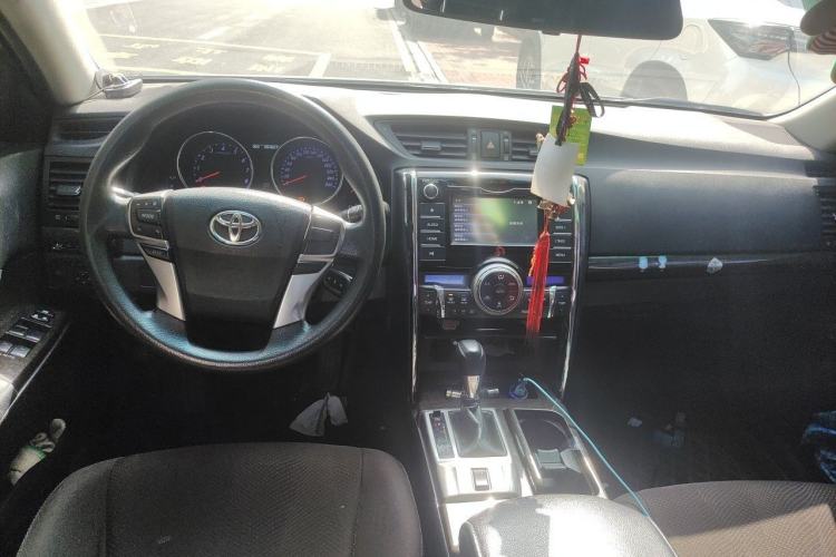 Used Toyota Reiz 2013 2.5S Elite Edition Center Console