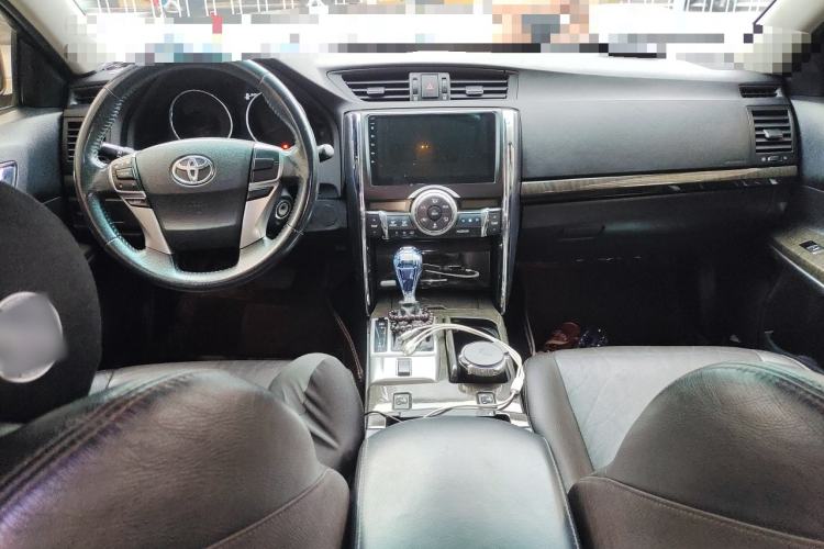Used Toyota Reiz 2013 2.5V Elite Edition Center Console