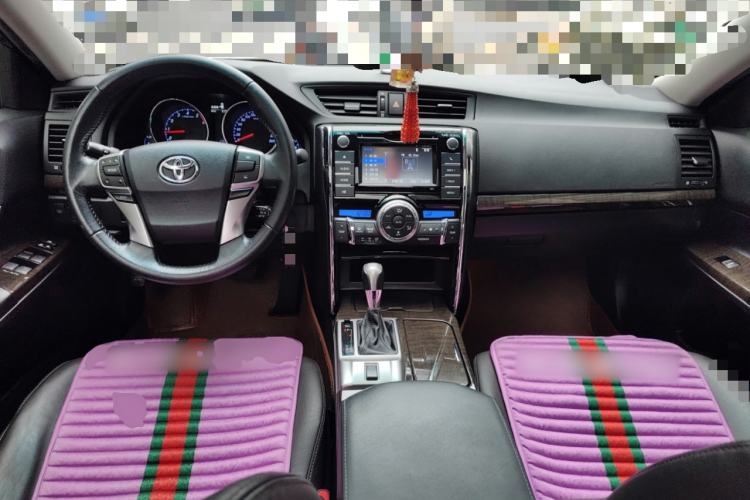Used Toyota Reiz 2013 2.5V Shangrui Edition Center Console