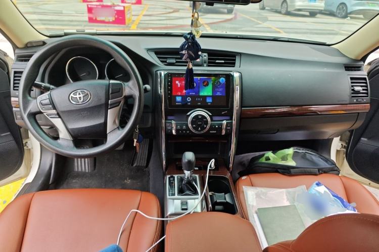 Used Toyota Reiz 2013 2.5S Elite Edition Center Console