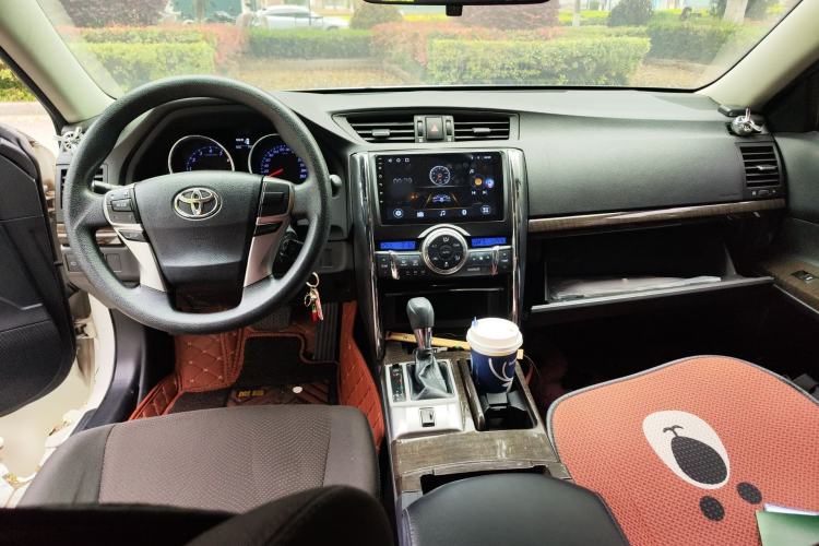 Used Toyota Reiz 2013 2.5S Elite Edition Center Console