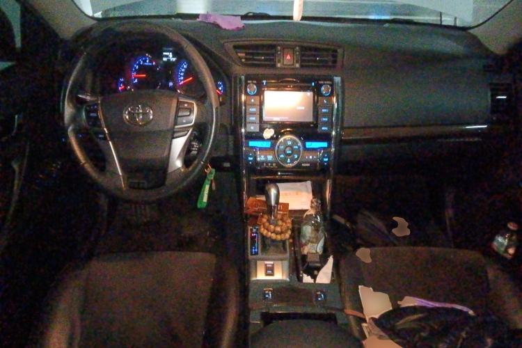 Used Toyota Reiz 2013 2.5V Shangrui Edition Center Console