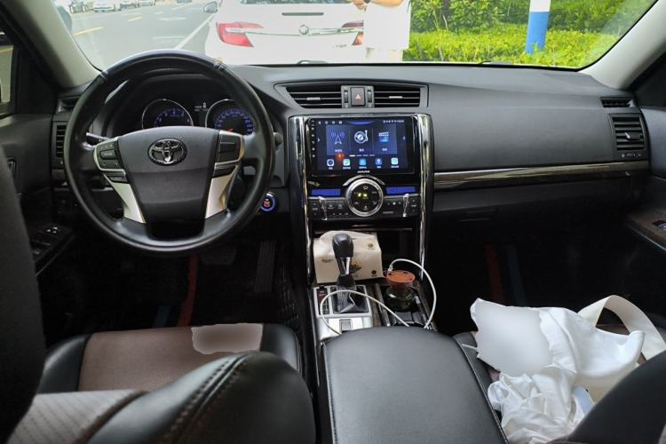 Used Toyota Reiz 2013 2.5S Elite Edition Center Console