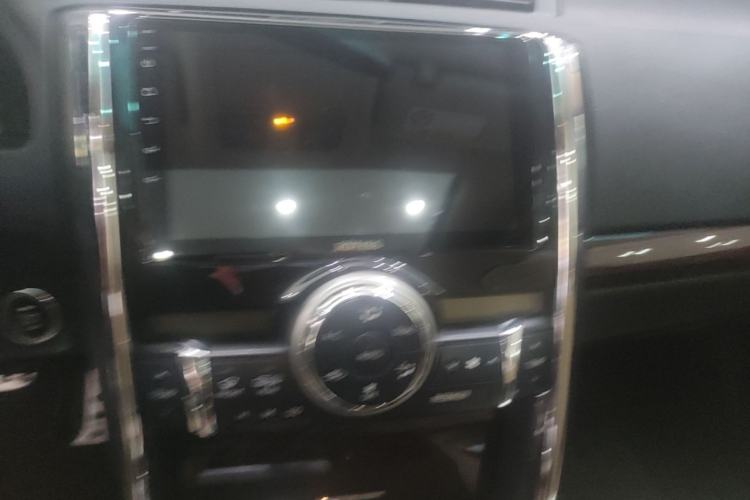 Used Toyota Reiz 2013 2.5V Shangrui Edition Center Console