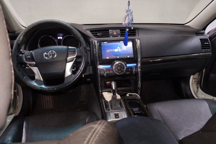 Used Toyota Reiz 2013 2.5V Elite Edition Center Console