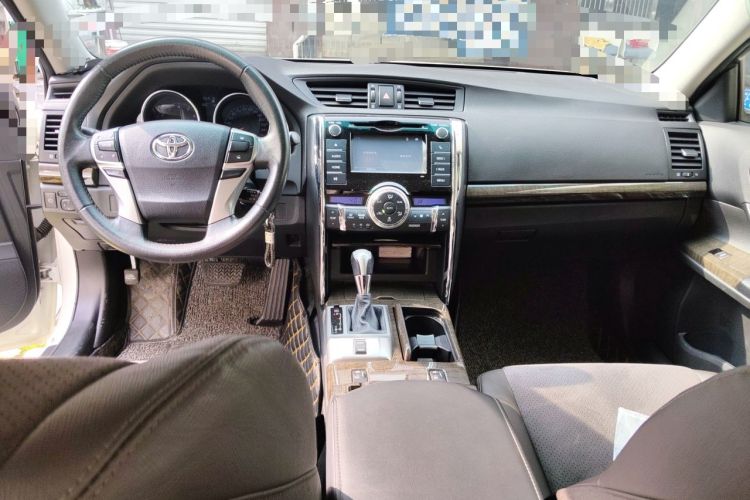 Used Toyota Reiz 2013 2.5V Shangrui Edition Center Console