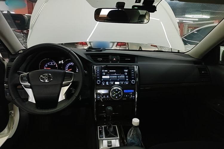 Used Toyota Reiz 2013 2.5S Elite Edition Center Console