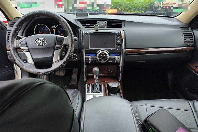Used Toyota Reiz 2013 2.5S Elite Edition Center Console