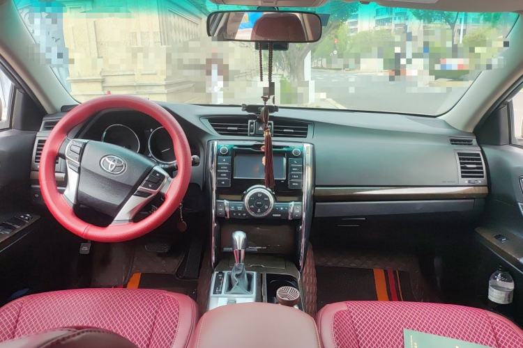Used Toyota Reiz 2013 2.5V Shangrui Edition Center Console