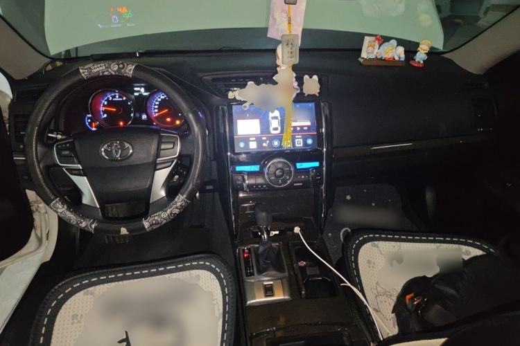 Used Toyota Reiz 2013 2.5S Elite Edition Center Console