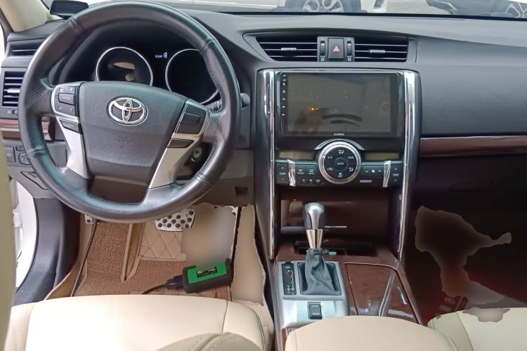 Used Toyota Reiz 2013 2.5V Elite Edition Center Console