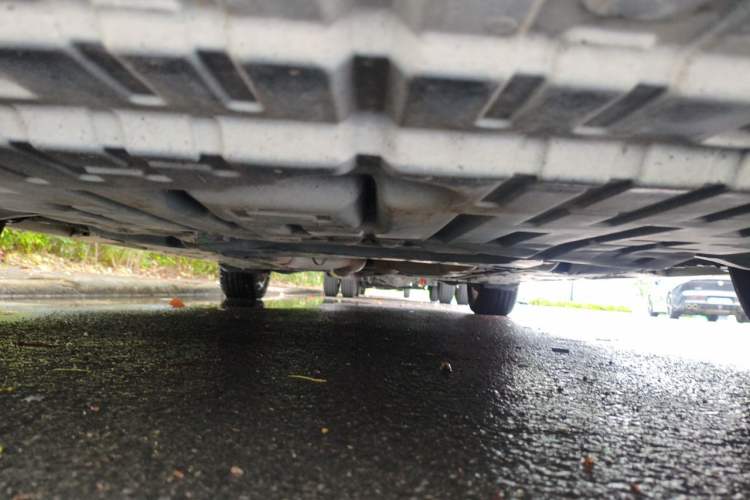 Used Toyota Reiz 2013 2.5V Elite Edition Chassis Front