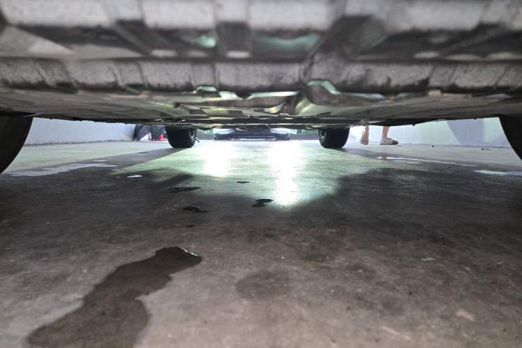 Used Toyota Reiz 2013 2.5V Elite Edition Chassis Front