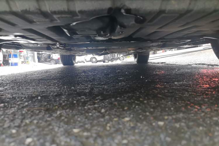Used Toyota Reiz 2013 2.5V Elite Edition Chassis Front