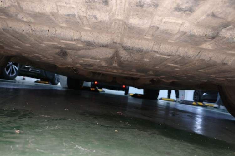 Used Toyota Reiz 2013 2.5V Shangrui Edition Chassis Front