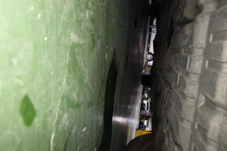 Used Toyota Reiz 2013 2.5V Elite Edition Chassis Front