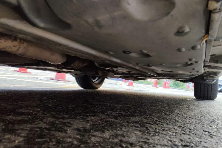 Used Toyota Reiz 2013 2.5S Elite Edition Chassis Front Left