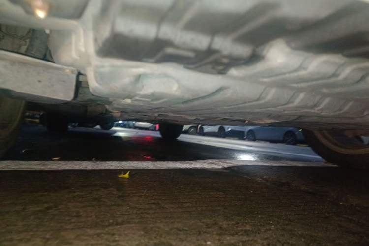 Used Toyota Reiz 2013 2.5V Shangrui Edition Chassis Front