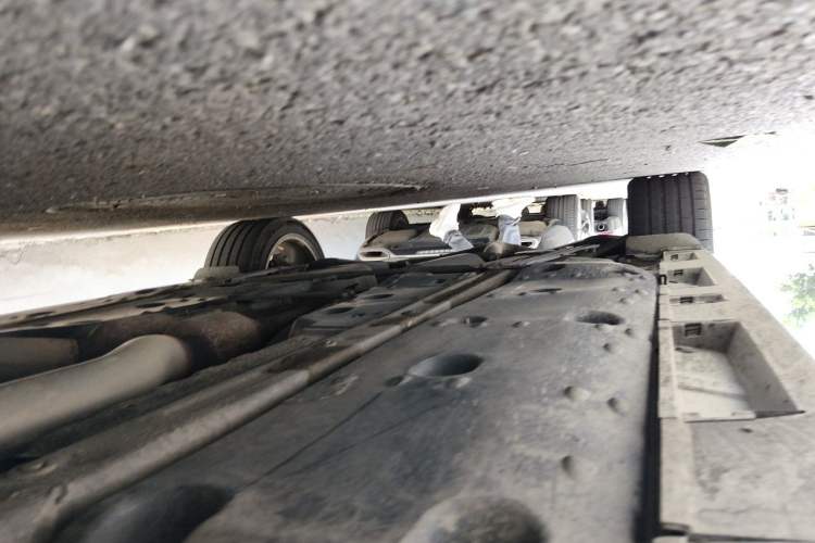 Used Toyota Reiz 2013 2.5V Shangrui Navigation Edition Chassis Front Right