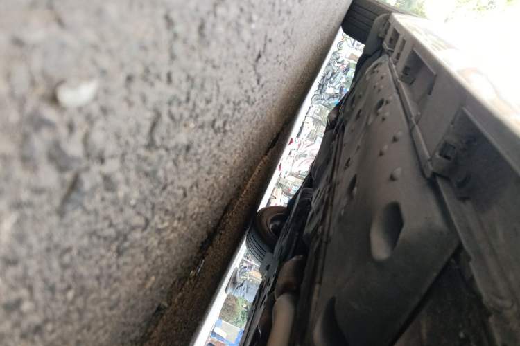 Used Toyota Reiz 2013 2.5S Elite Edition Chassis Front Right