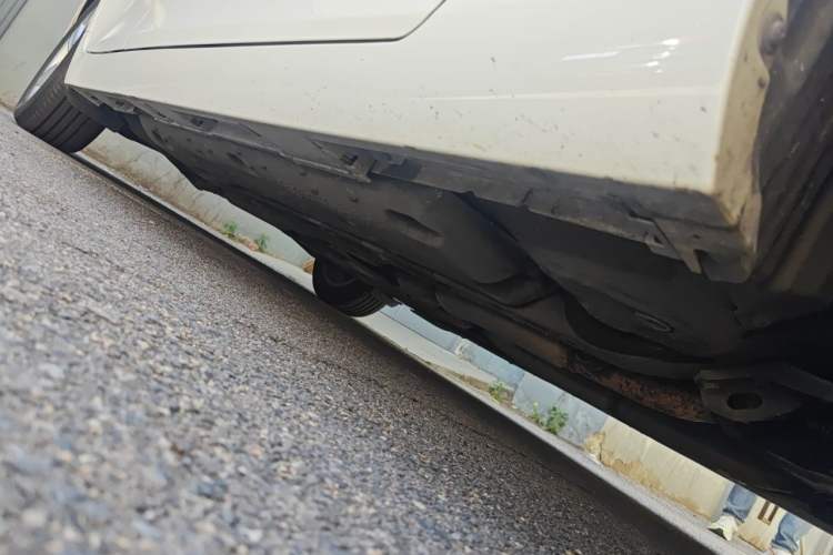 Used Toyota Reiz 2013 2.5V Elite Edition Chassis Front Right