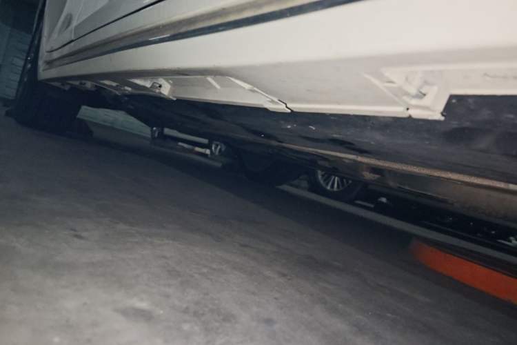 Used Toyota Reiz 2013 2.5V Shangrui Edition Chassis Front Right