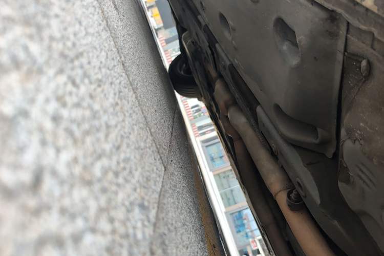 Used Toyota Reiz 2013 2.5S Elite Edition Chassis Front Right