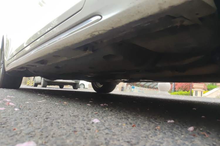 Used Toyota Reiz 2013 2.5V Shangrui Edition Chassis Front Right