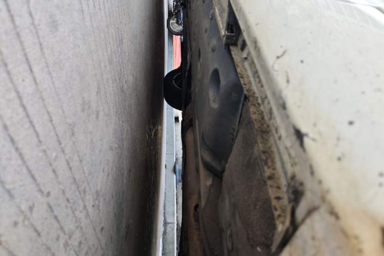 Used Toyota Reiz 2013 2.5S Elite Edition Chassis Front Right