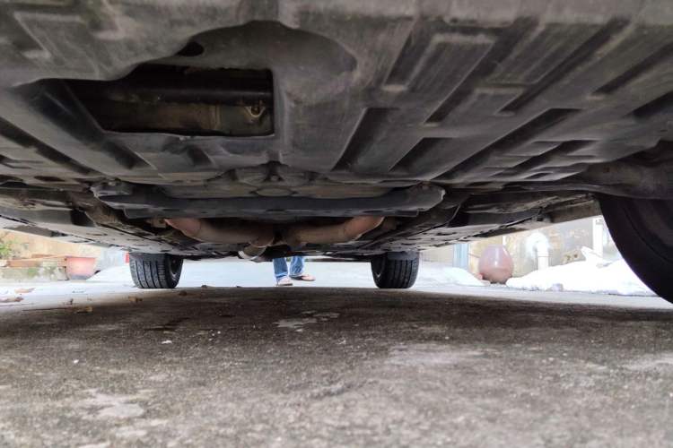 Used Toyota Reiz 2013 2.5V Shangrui Edition Chassis Front