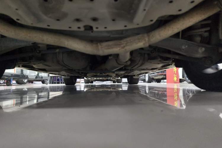 Used Toyota Reiz 2013 2.5S Elite Edition Chassis Rear