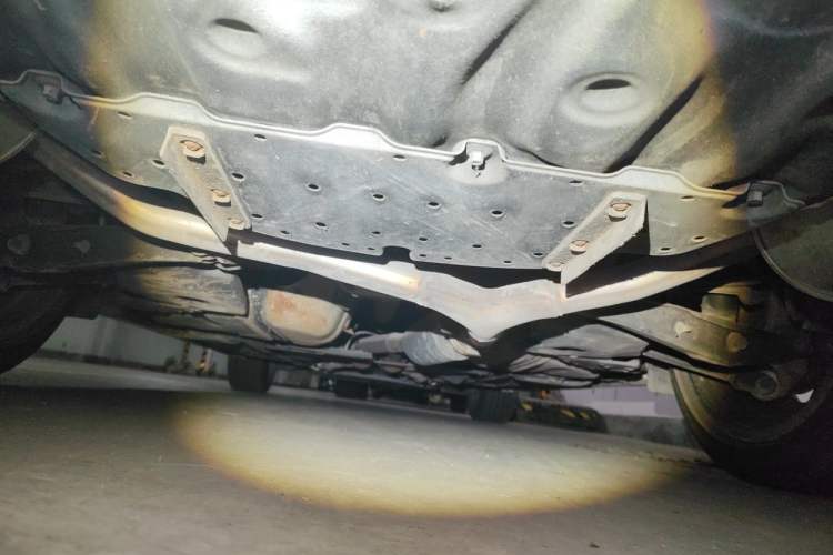 Used Toyota Reiz 2013 2.5V Shangrui Navigation Edition Chassis Rear