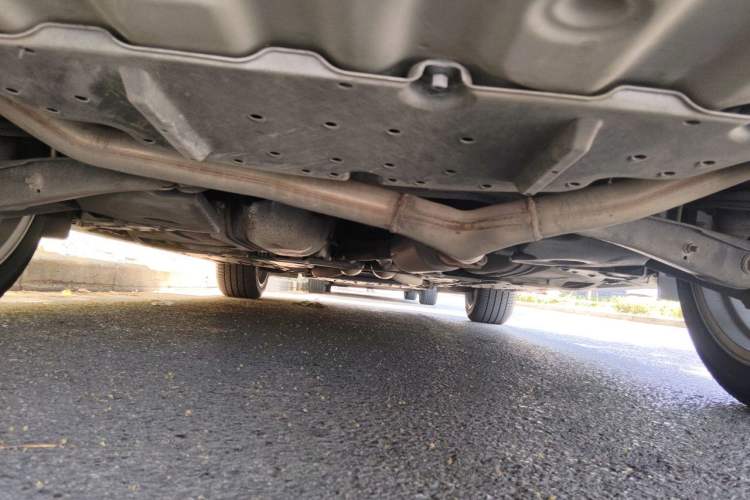 Used Toyota Reiz 2013 2.5V Shangrui Navigation Edition Chassis Rear