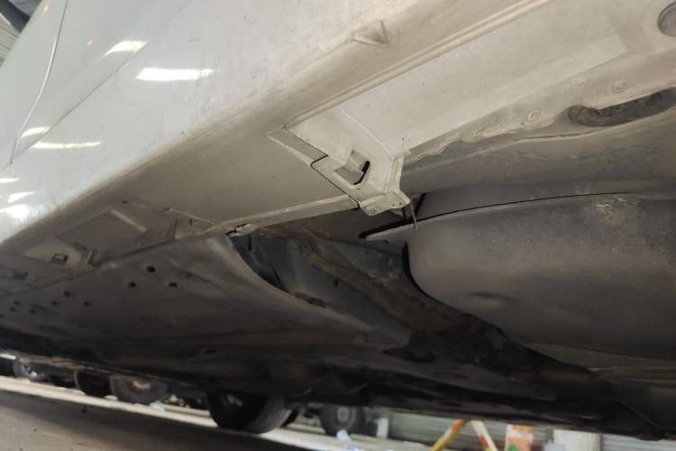 Used Toyota Reiz 2013 2.5S Elite Edition Chassis Rear Left