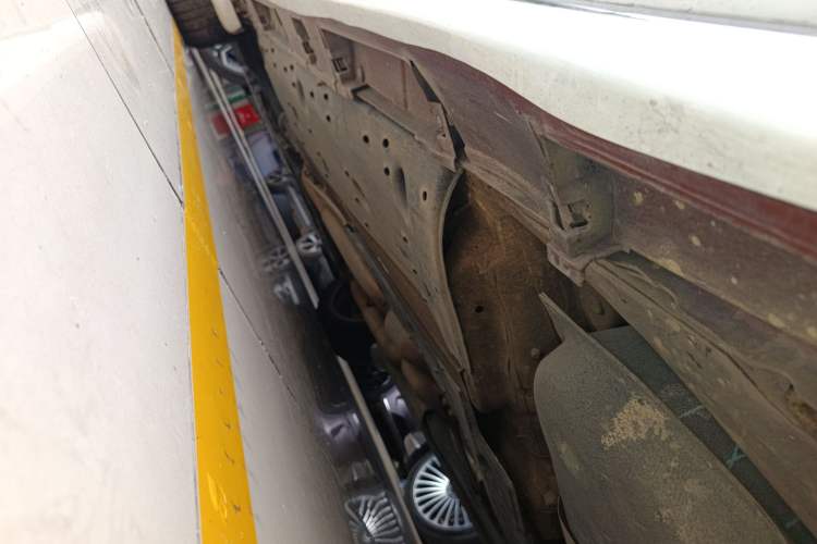 Used Toyota Reiz 2013 2.5V Shangrui Edition Chassis Rear Left