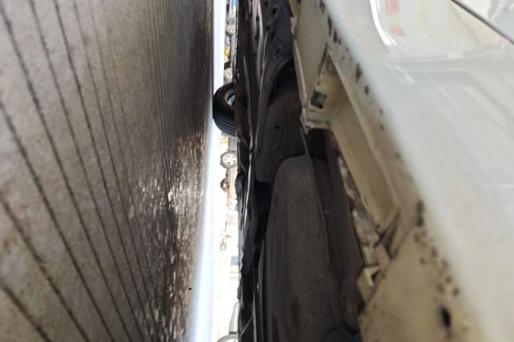 Used Toyota Reiz 2013 2.5S Elite Edition Chassis Rear Left