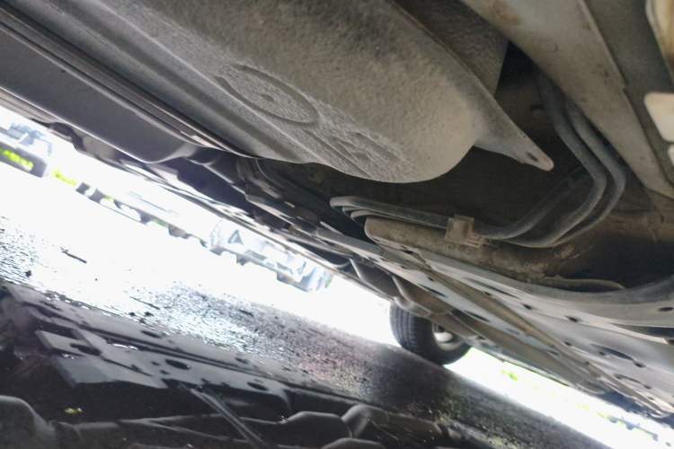 Used Toyota Reiz 2013 2.5V Elite Edition Chassis Rear Right