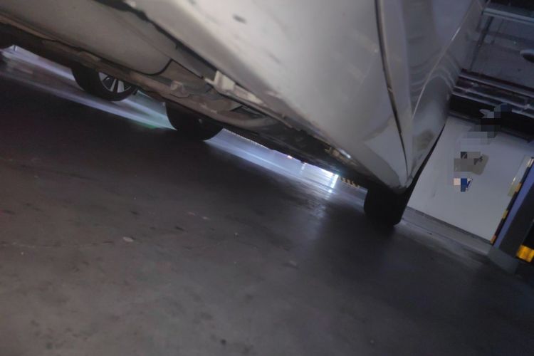 Used Toyota Reiz 2013 2.5V Elite Edition Chassis Rear Right