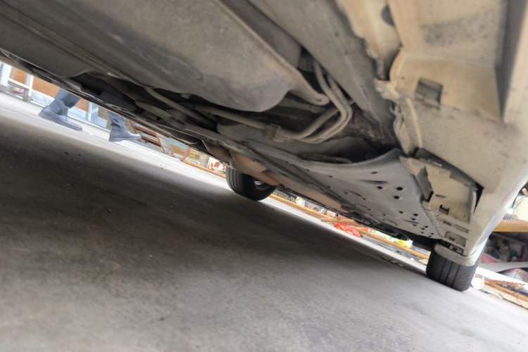 Used Toyota Reiz 2013 2.5V Elite Edition Chassis Rear Right