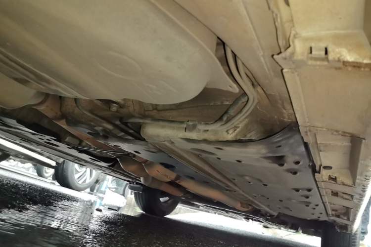 Used Toyota Reiz 2013 2.5V Elite Edition Chassis Rear Right