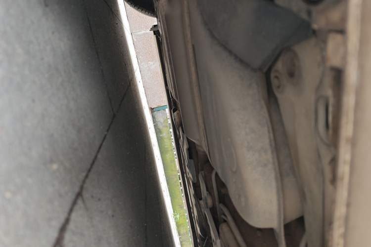 Used Toyota Reiz 2013 2.5V Elite Edition Chassis Rear Right