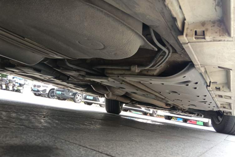 Used Toyota Reiz 2013 2.5V Elite Edition Chassis Rear Right