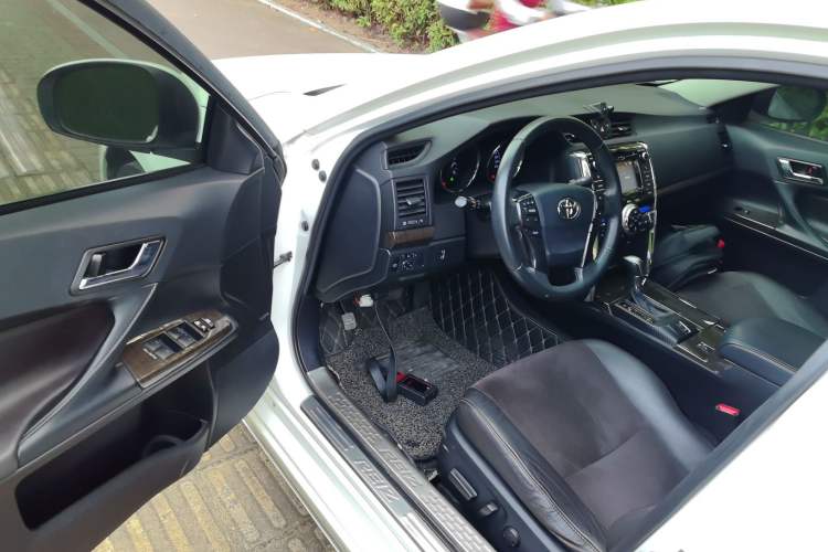 Used Toyota Reiz 2013 2.5V Shangrui Edition Driver Seat