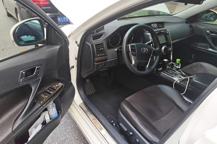 Used Toyota Reiz 2013 2.5V Shangrui Edition Driver Seat