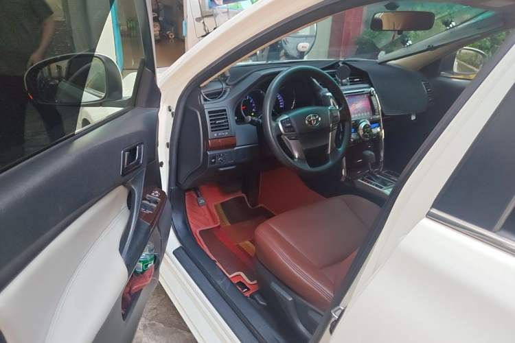Used Toyota Reiz 2013 2.5S Elite Edition Driver Seat