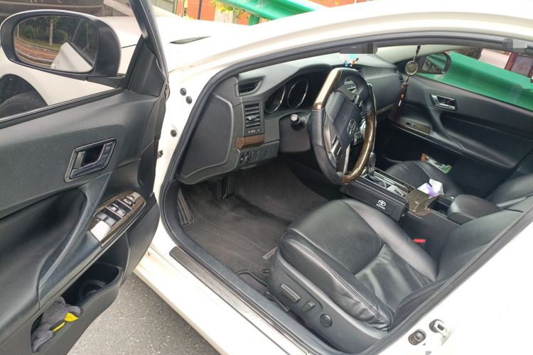 Used Toyota Reiz 2013 2.5S Elite Edition Driver Seat