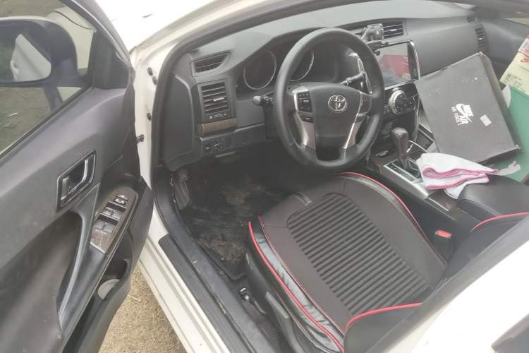 Used Toyota Reiz 2013 2.5S Elite Edition Driver Seat