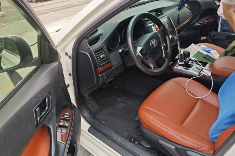 Used Toyota Reiz 2013 2.5S Elite Edition Driver Seat