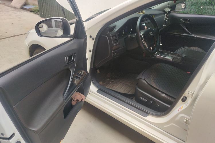 Used Toyota Reiz 2013 2.5V Elite Edition Driver Seat
